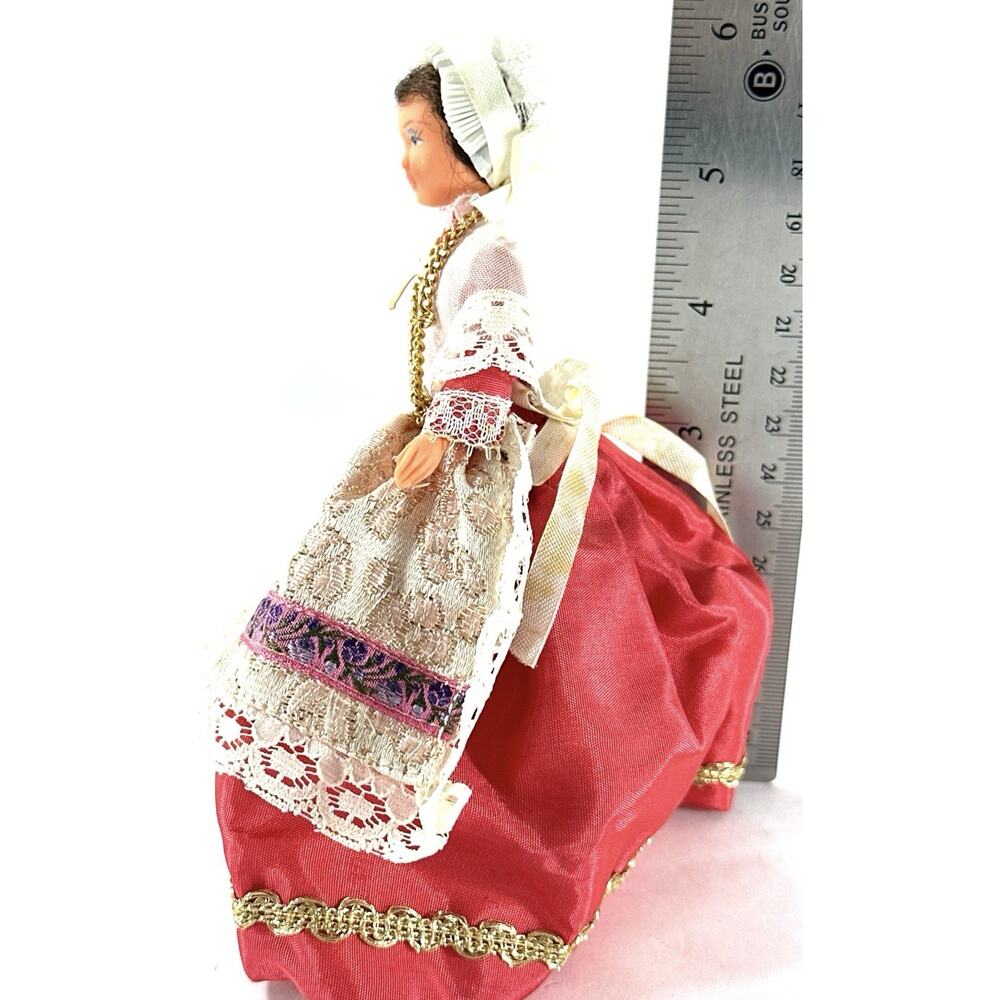 Vintage 6” European Folk Costume Doll Lace Shawl Gold Cross Red Skirt - Picture 7 of 8